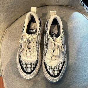 Dolce vita tennis shoes